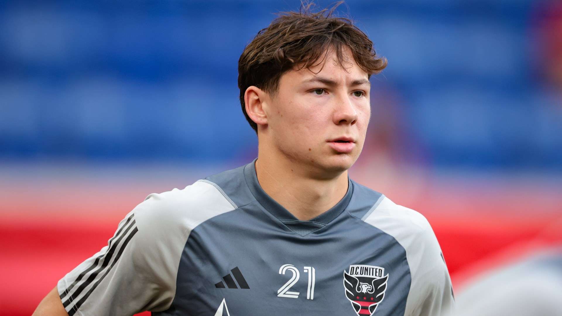 决赛首回合 决赛首回合